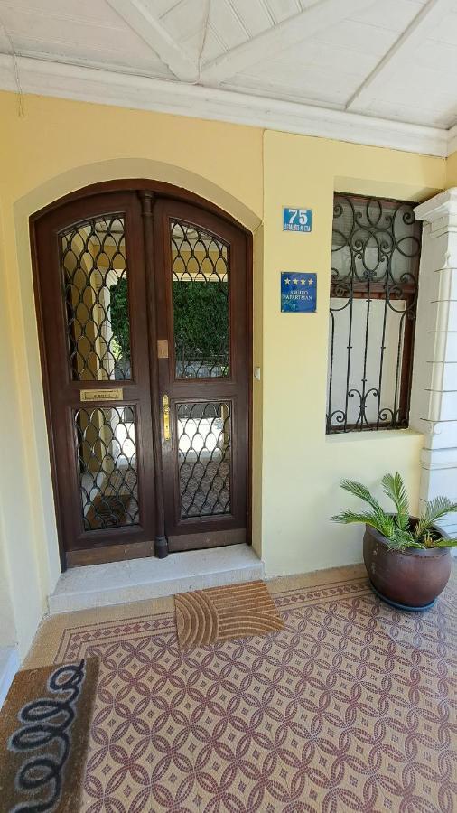 Apartmani Belsito Lovran Exteriör bild