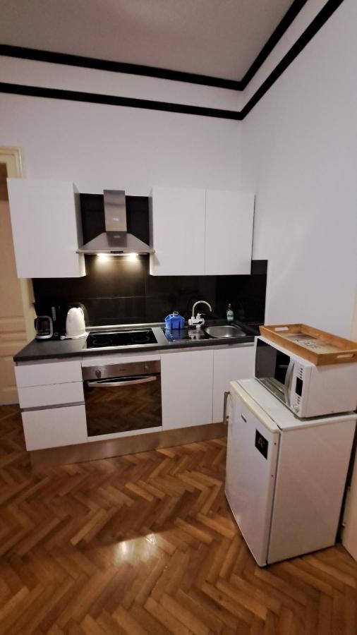 Apartmani Belsito Lovran Exteriör bild