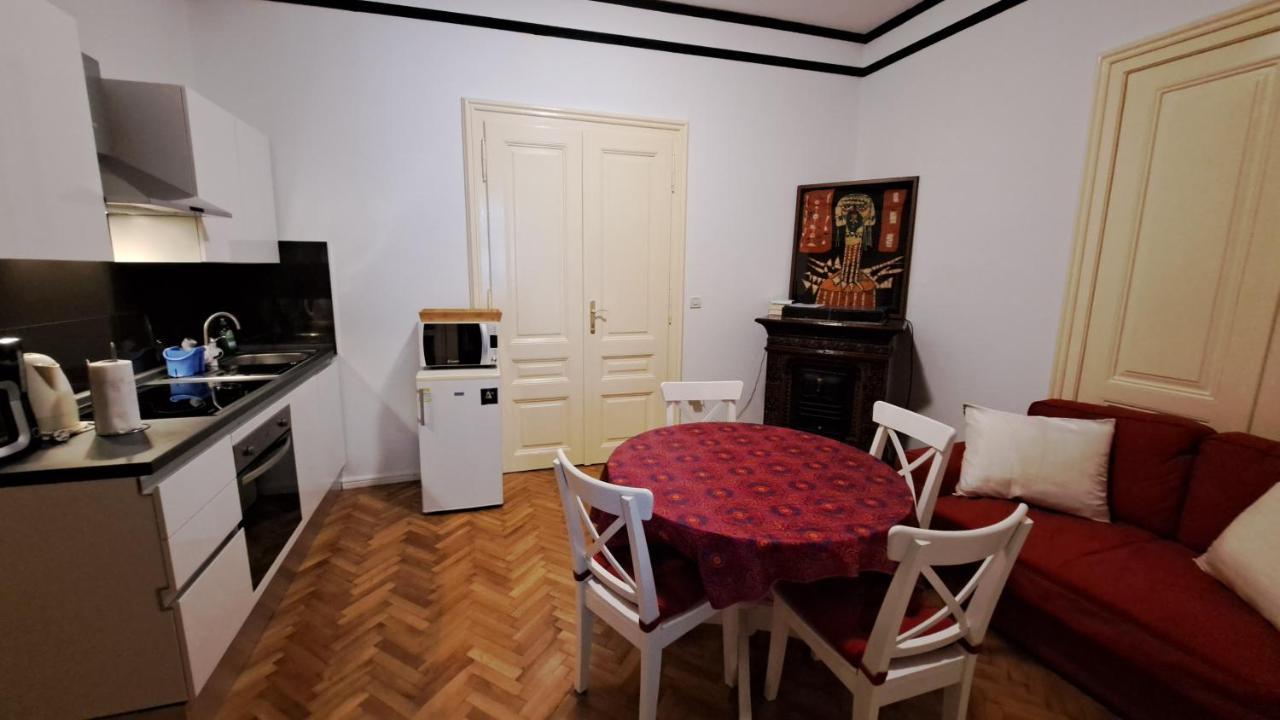 Apartmani Belsito Lovran Exteriör bild